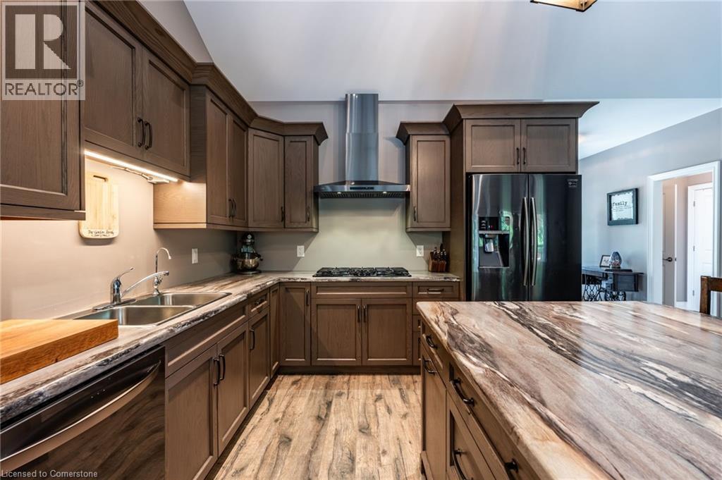 Photo 12 of 1892 Turner Road, Thorold ON