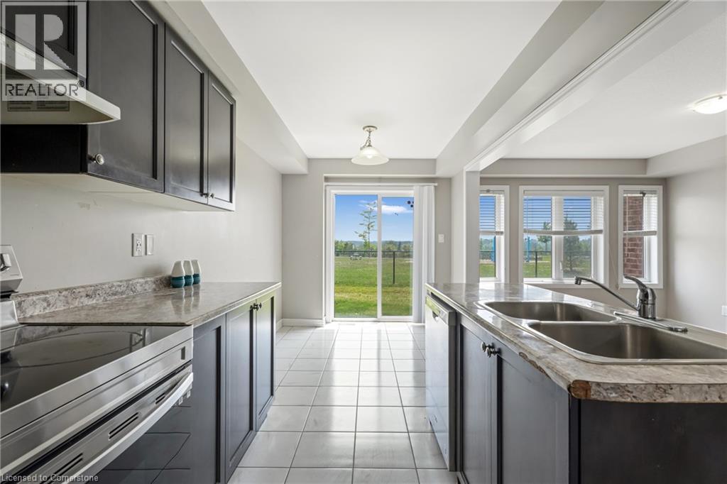 Photo 11 of 570 Linden Drive Unit 42, Cambridge ON