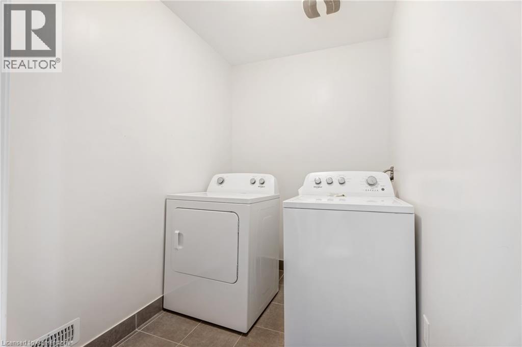 Photo 22 of 570 Linden Drive Unit 42, Cambridge ON