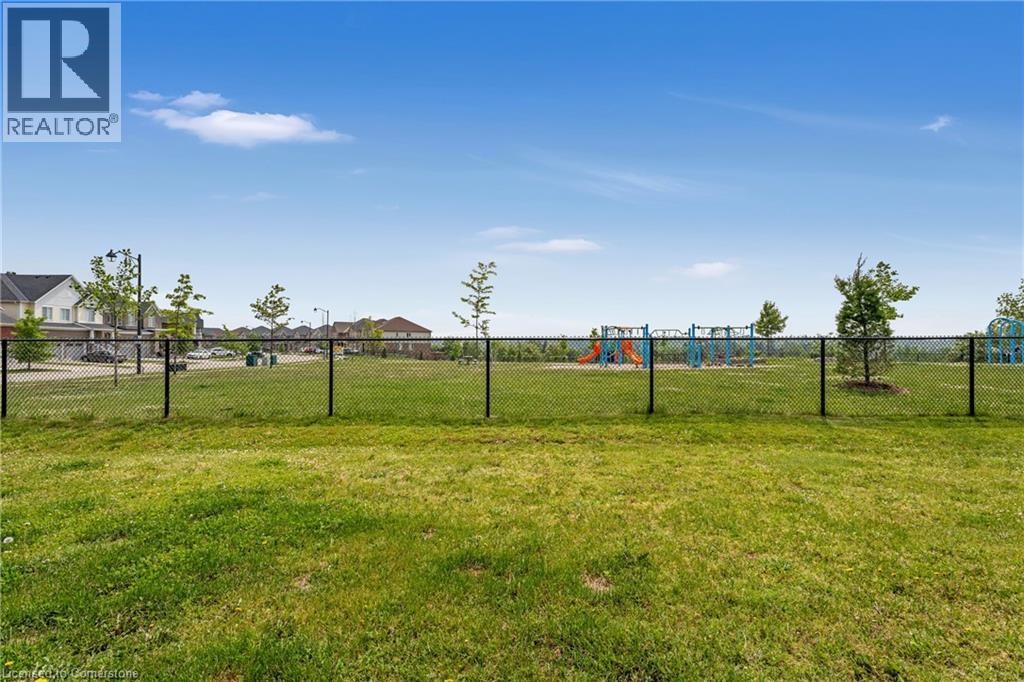 Photo 24 of 570 Linden Drive Unit 42, Cambridge ON