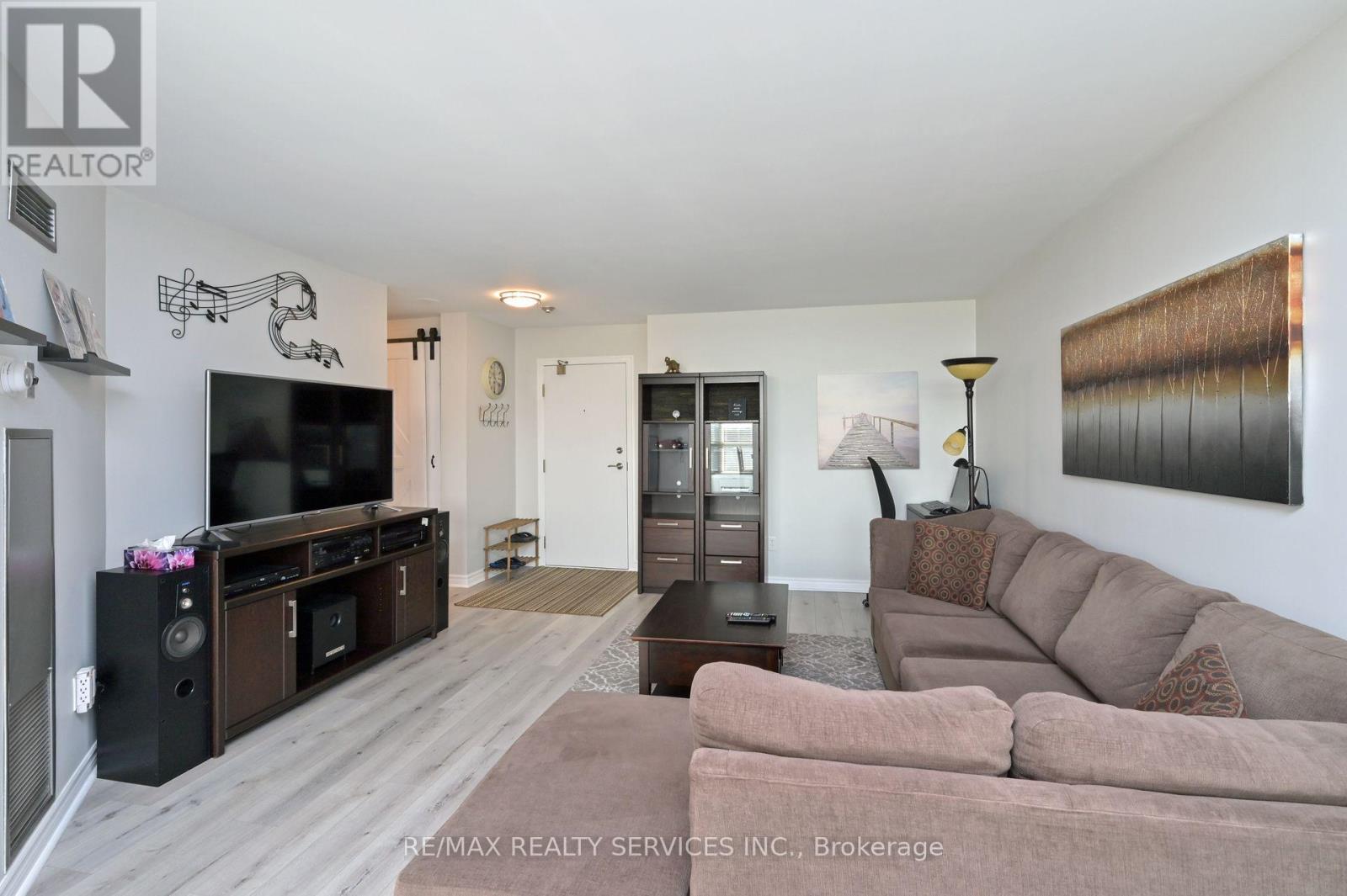 Photo 26 of 1210 10 Laurelcrest Street, Brampton ON
