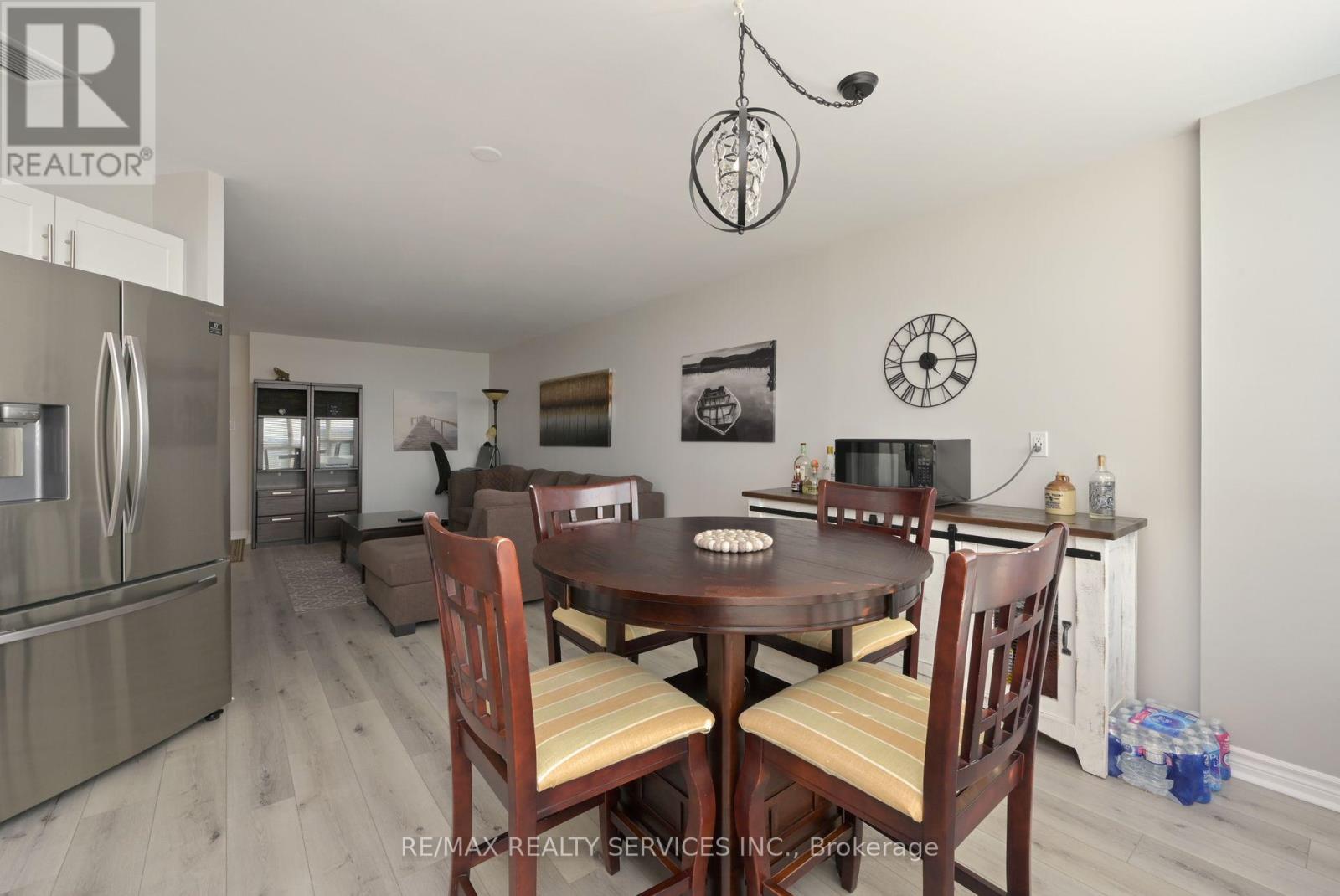 Photo 15 of 1210 10 Laurelcrest Street, Brampton ON