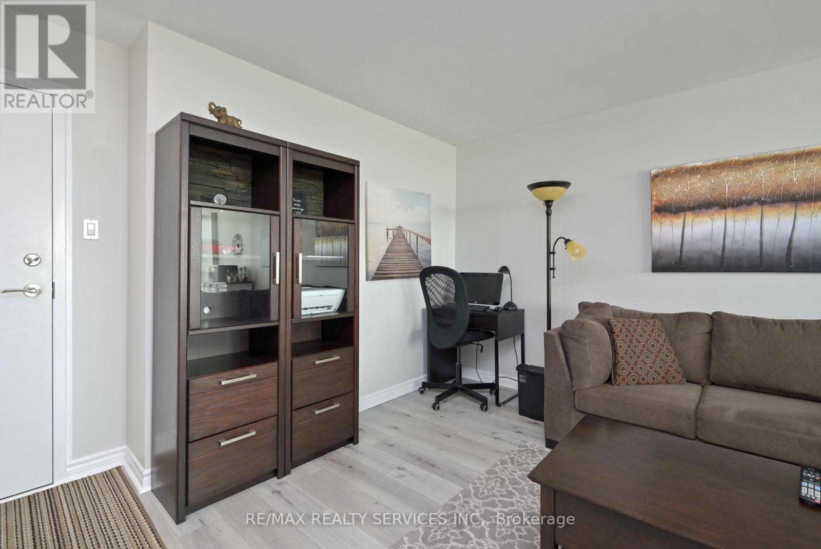 Photo 23 of 1210 10 Laurelcrest Street, Brampton ON