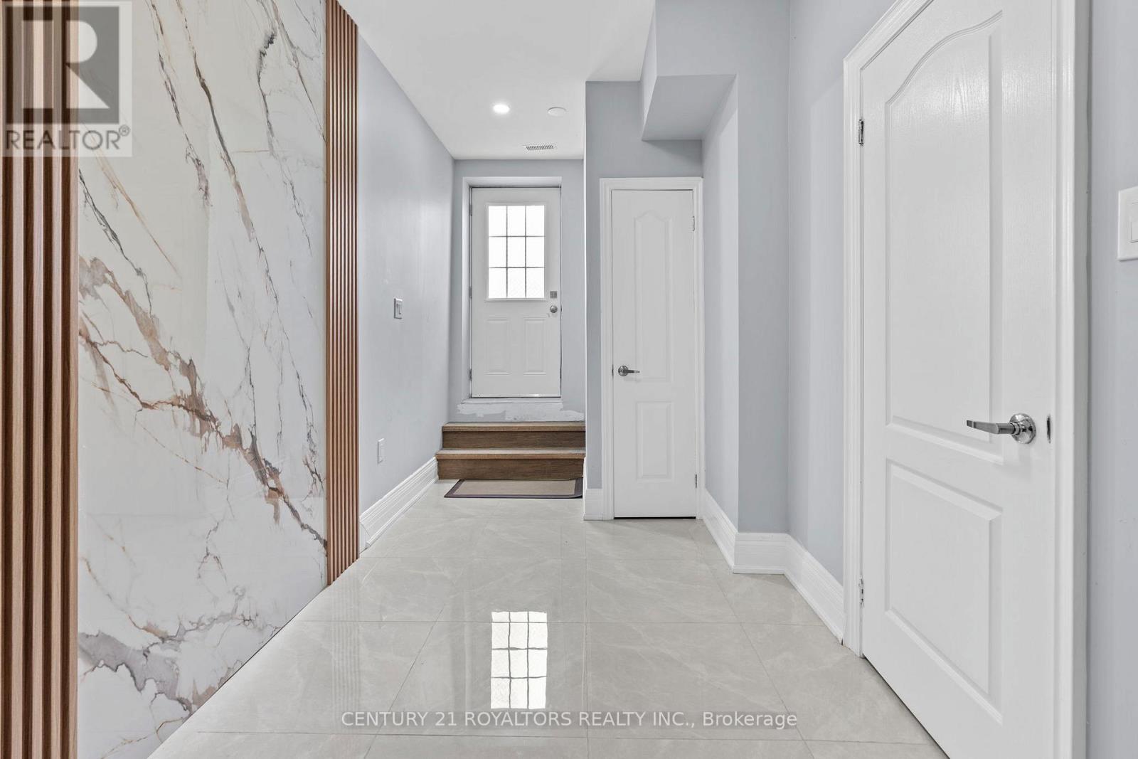 Photo 11 of 13588 Airport Road, Caledon ON
