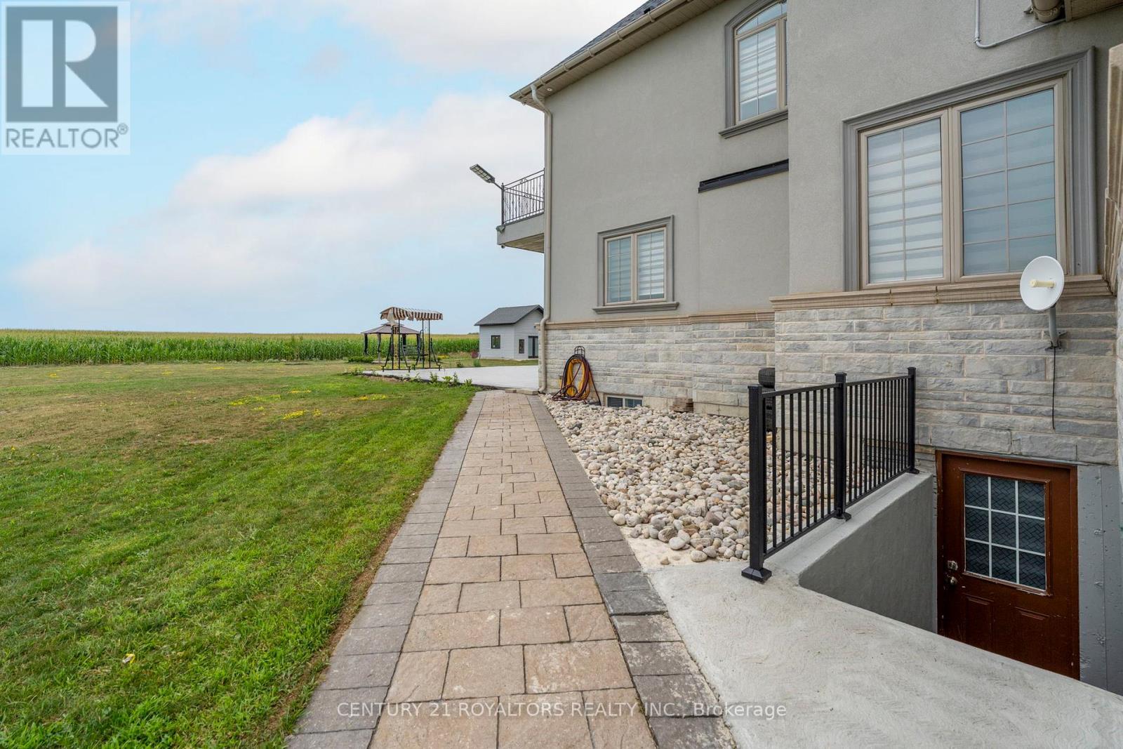 Photo 42 of 13588 Airport Road, Caledon ON