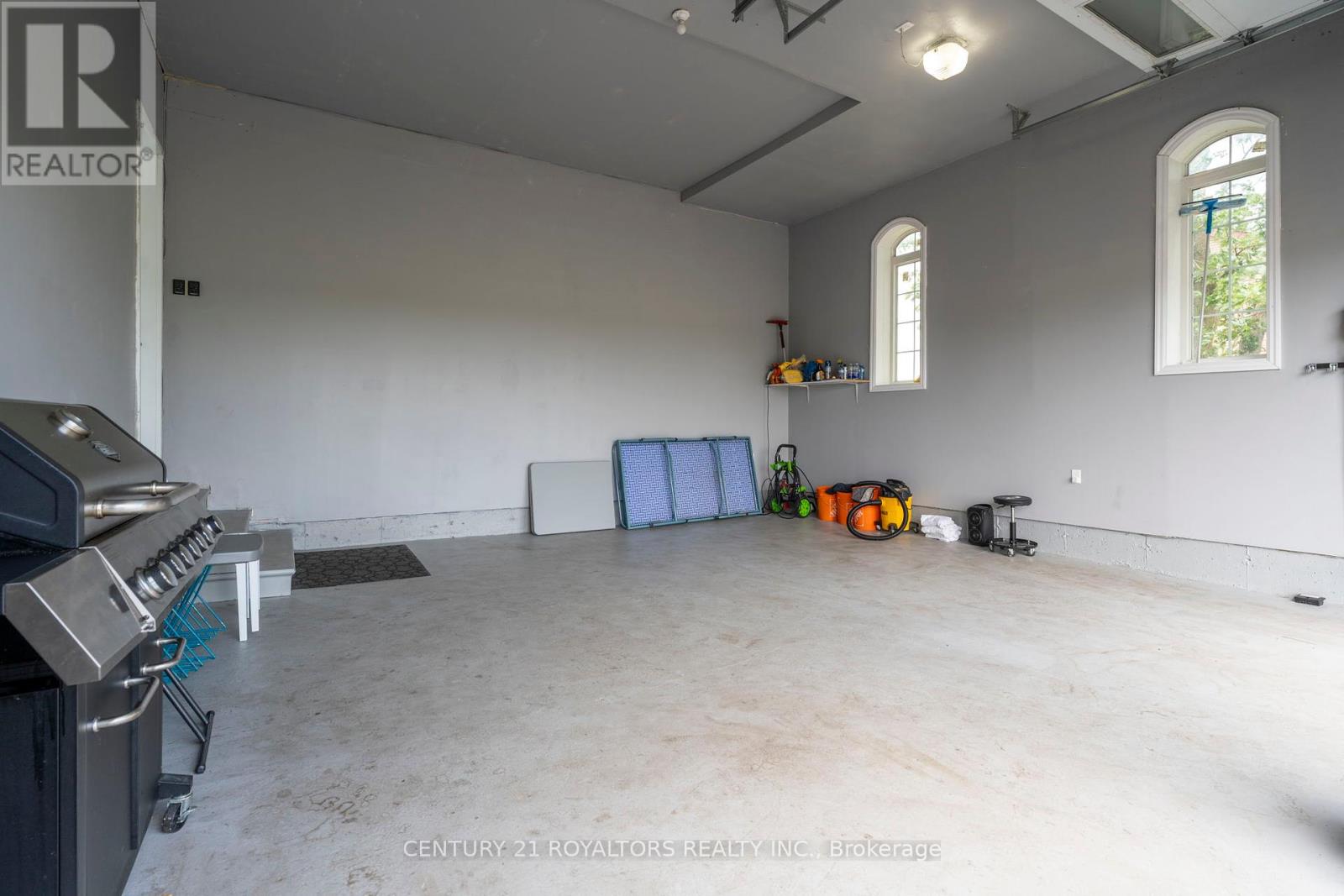 Photo 25 of 13588 Airport Road, Caledon ON