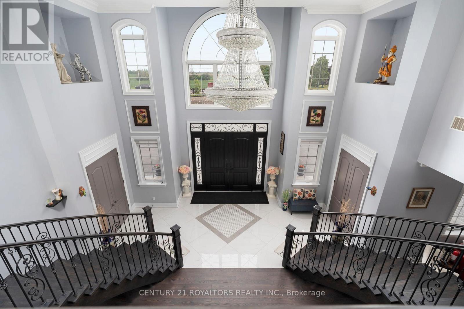 Photo 15 of 13588 Airport Road, Caledon ON