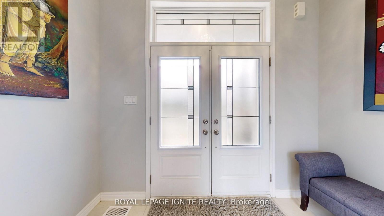 Photo 44 of 546 Kennedy Circle W, Milton ON