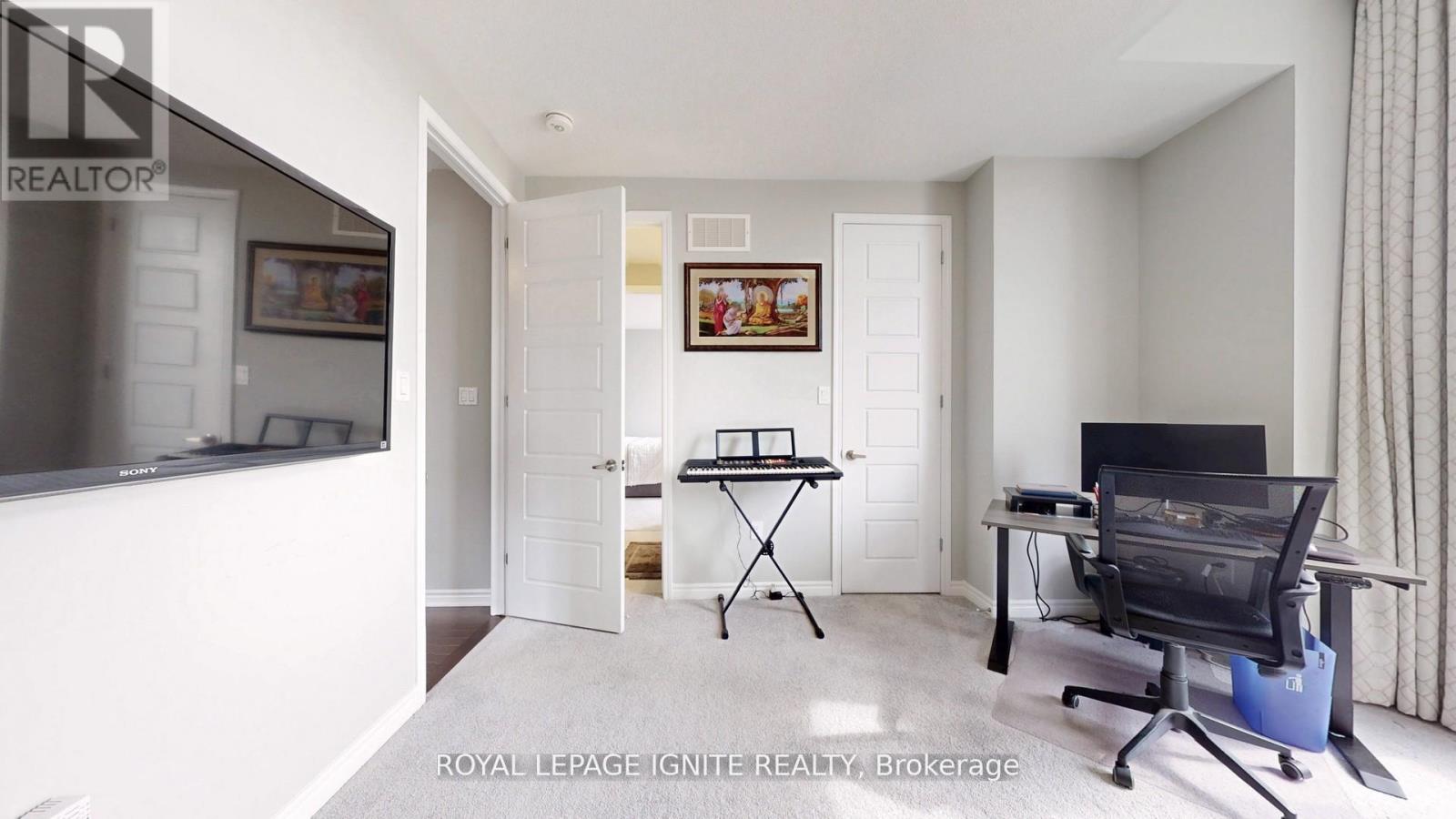 Photo 35 of 546 Kennedy Circle W, Milton ON