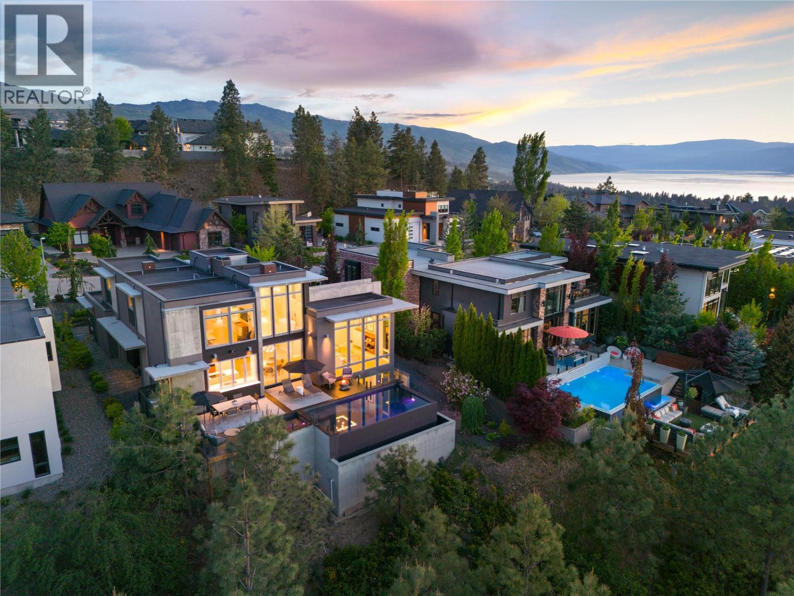  1076 Westpoint Drive, Kelowna