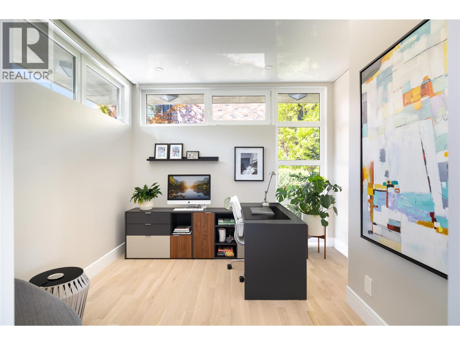 1076 Westpoint Drive, Kelowna