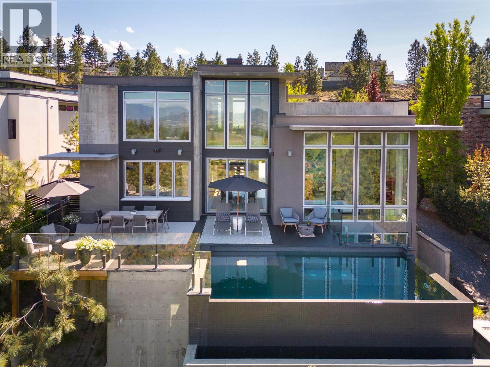  1076 Westpoint Drive, Kelowna