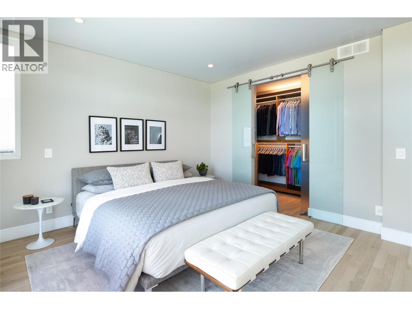  1076 Westpoint Drive, Kelowna
