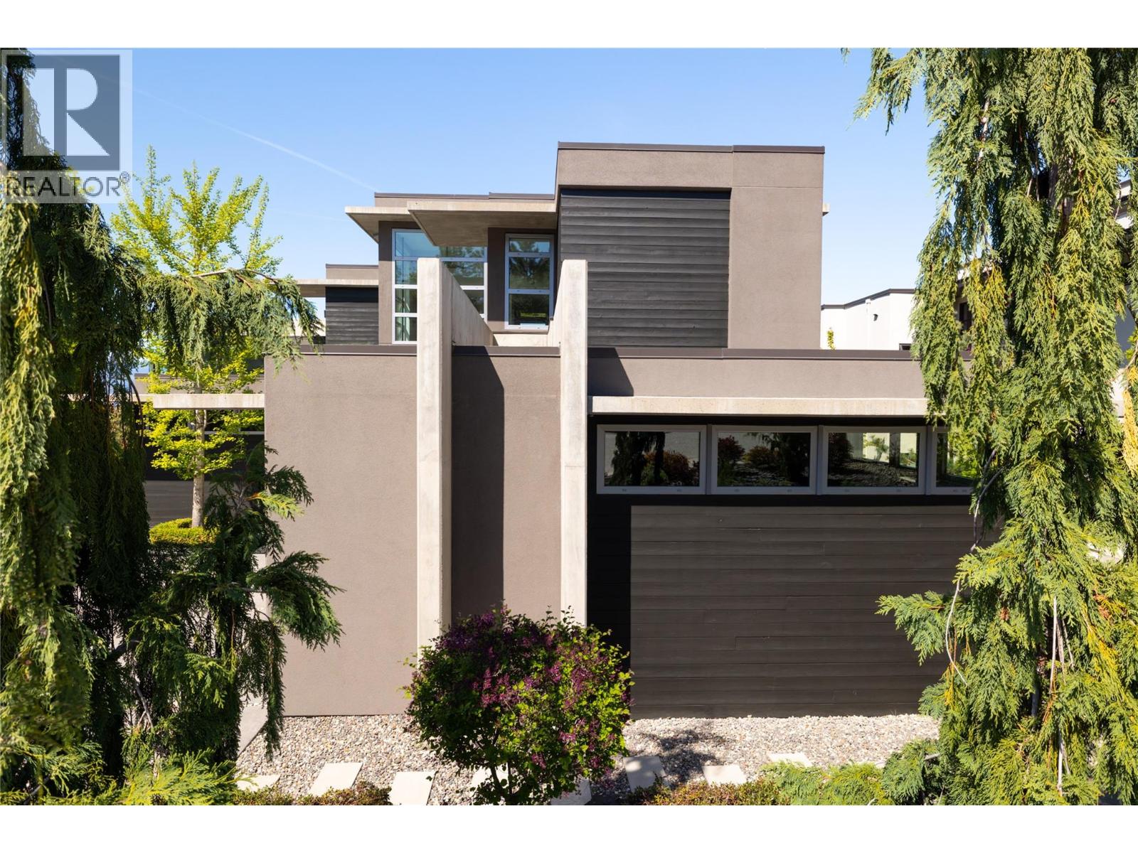  1076 Westpoint Drive, Kelowna