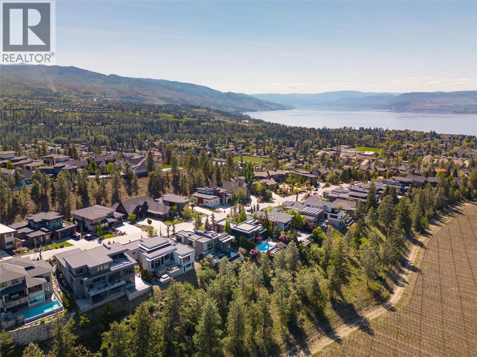  1076 Westpoint Drive, Kelowna