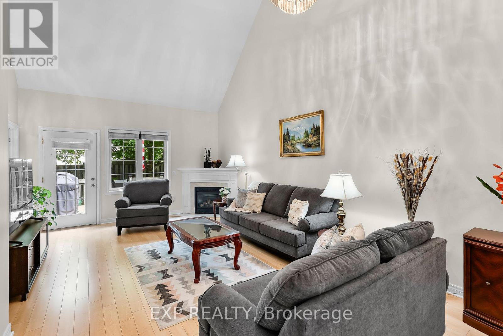 Photo 13 of 13 8142 Costabile Drive, Niagara Falls ON