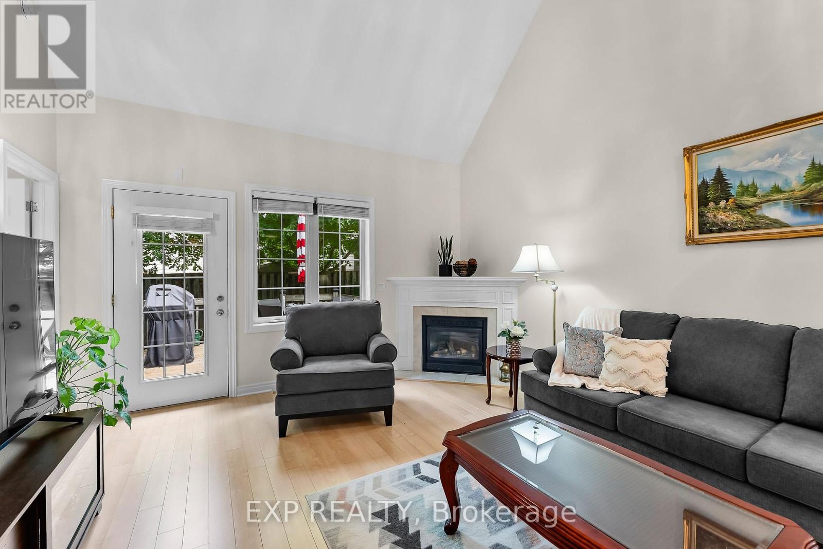 Photo 14 of 13 8142 Costabile Drive, Niagara Falls ON