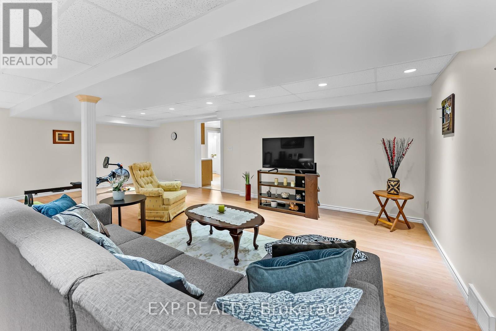 Photo 34 of 13 8142 Costabile Drive, Niagara Falls ON