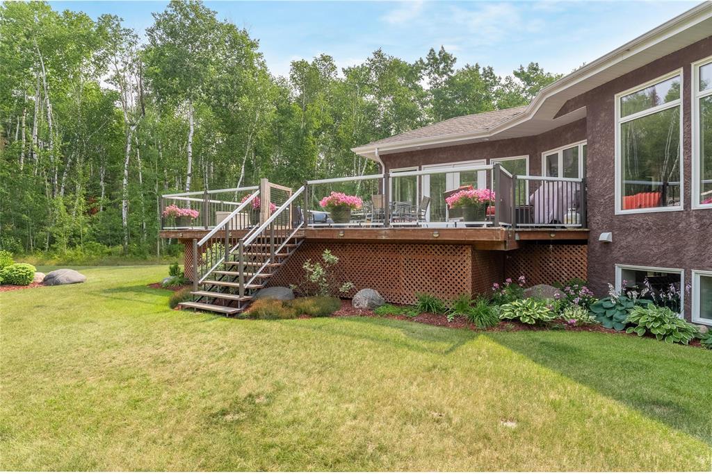 Photo 38 of 38095 100 N Road, Balsam Bay MB