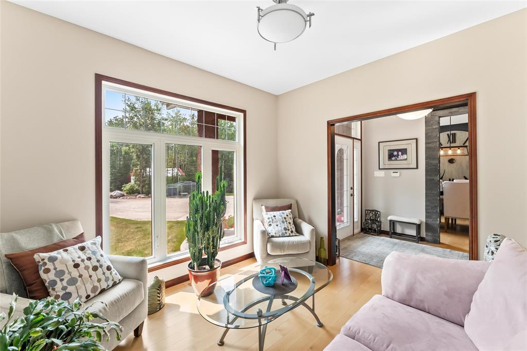 Photo 17 of 38095 100 N Road, Balsam Bay MB