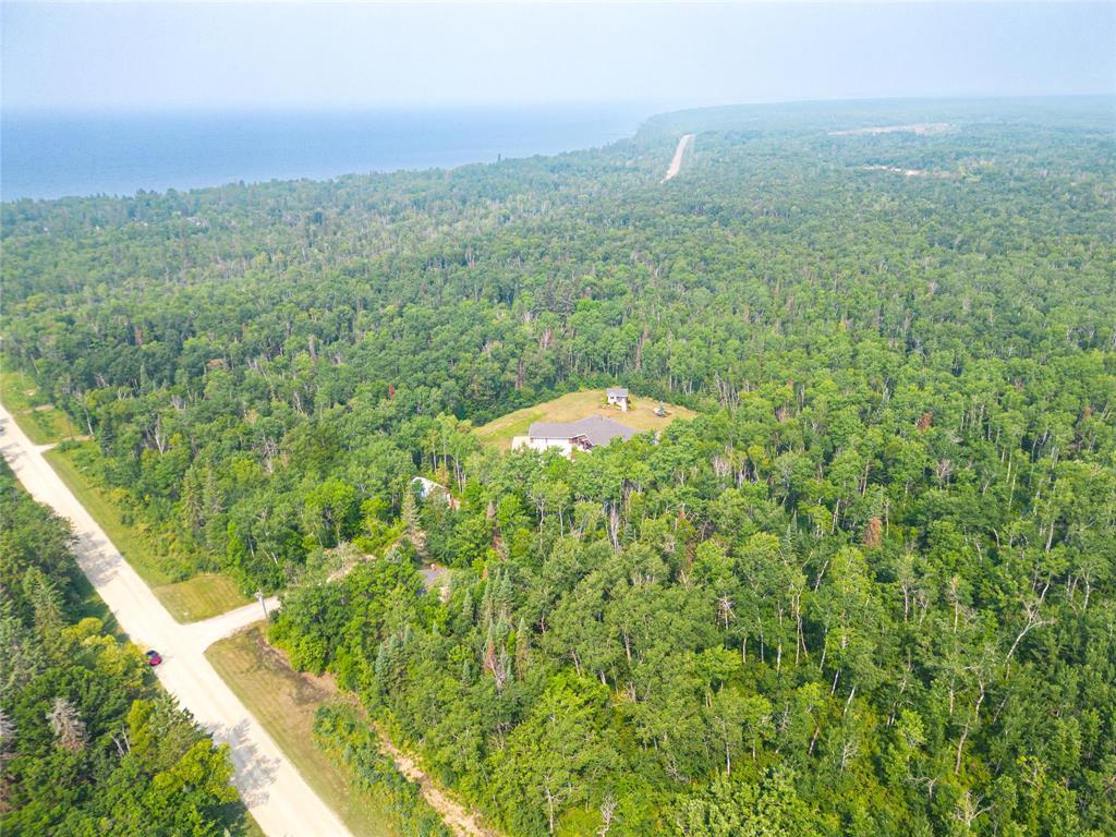Photo 41 of 38095 100 N Road, Balsam Bay MB
