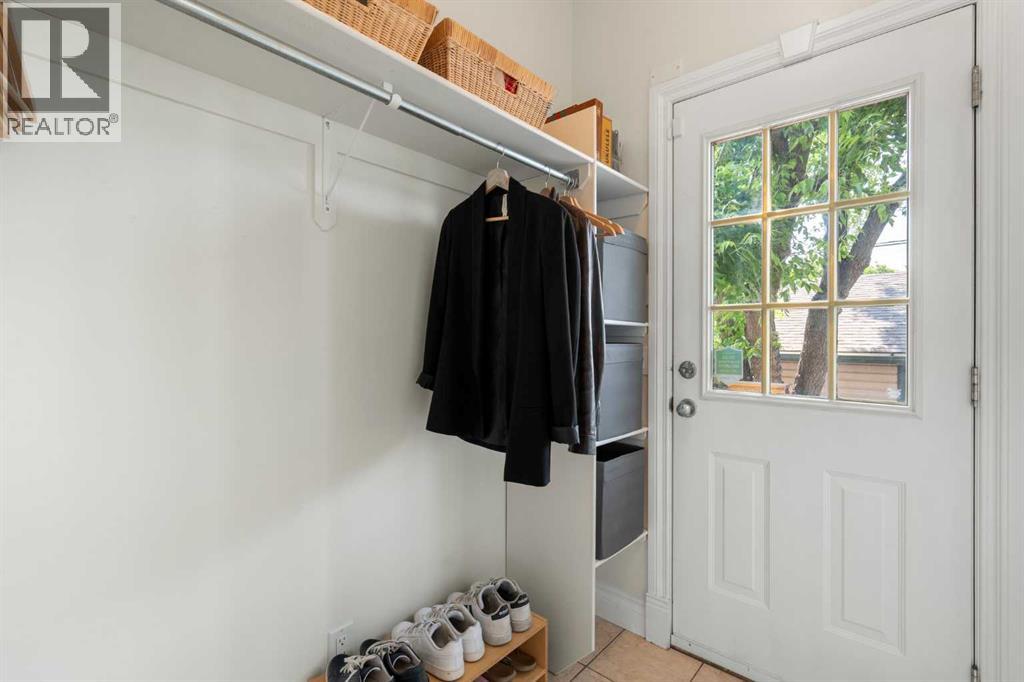 Single Family House for Sale in   Avenue SW Windsor Park Calgary 