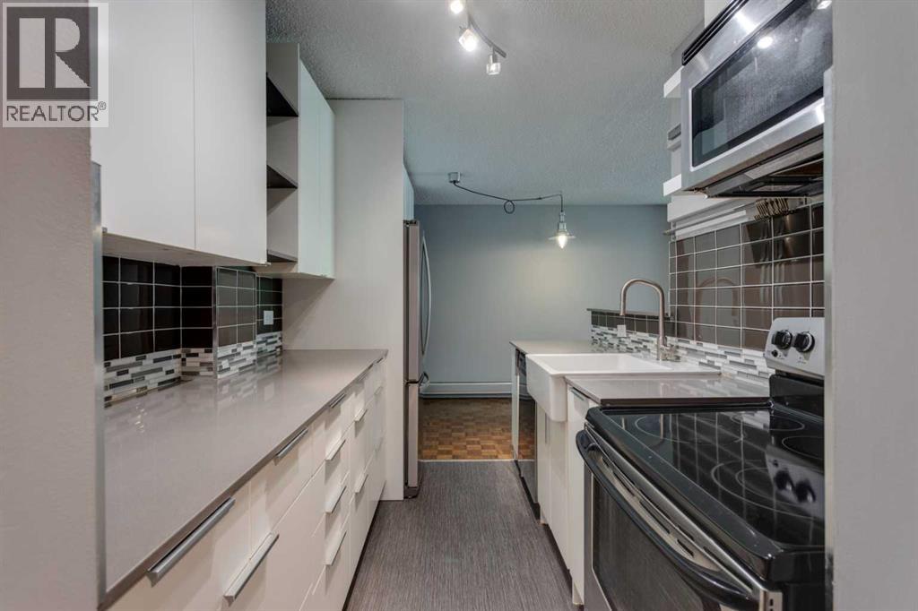 Single Family House for Sale in    Avenue NW Hounsfield Heights/Briar Hill Calgary 