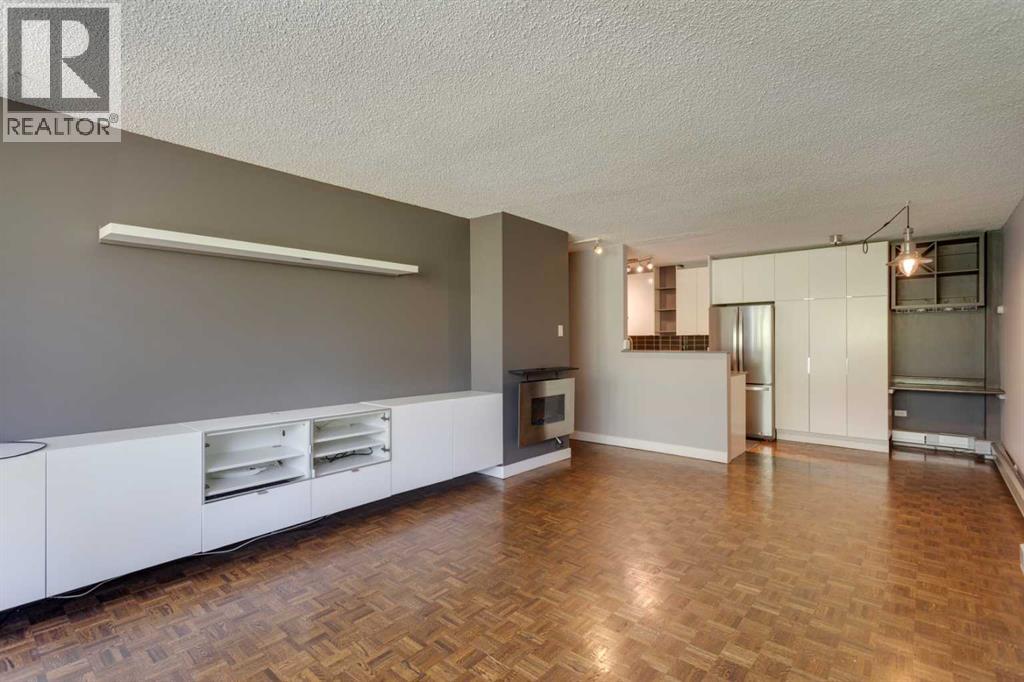 Single Family House for Sale in    Avenue NW Hounsfield Heights/Briar Hill Calgary 