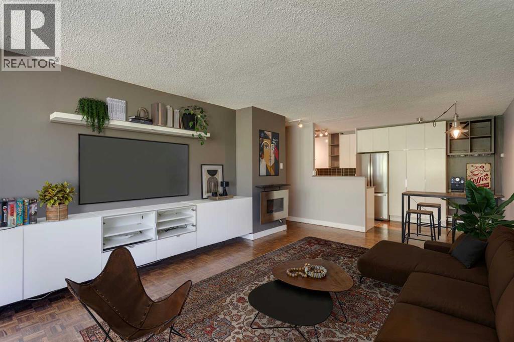 Single Family House for Sale in    Avenue NW Hounsfield Heights/Briar Hill Calgary 
