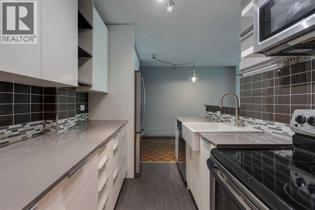 Single Family House for Sale in    Avenue NW Hounsfield Heights/Briar Hill Calgary 