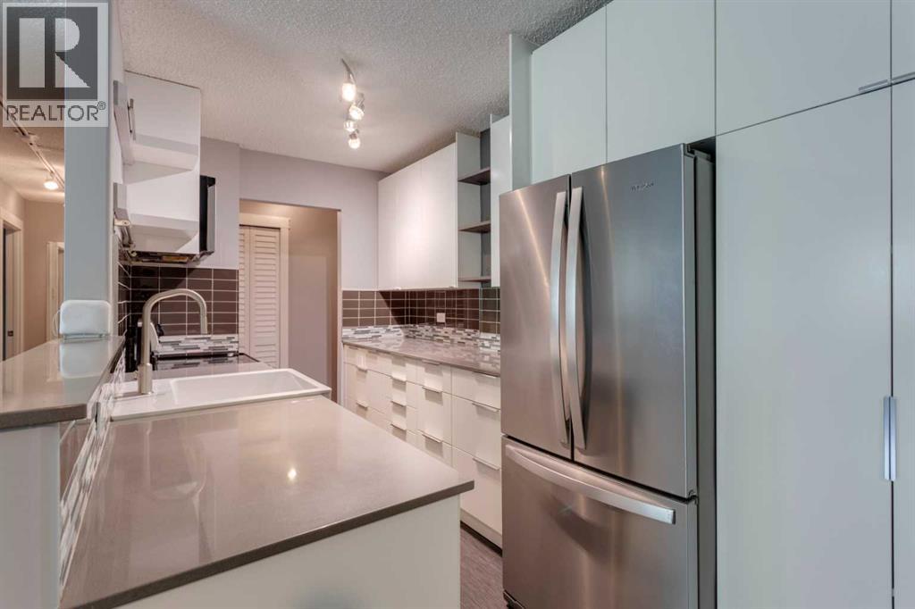 Single Family House for Sale in    Avenue NW Hounsfield Heights/Briar Hill Calgary 