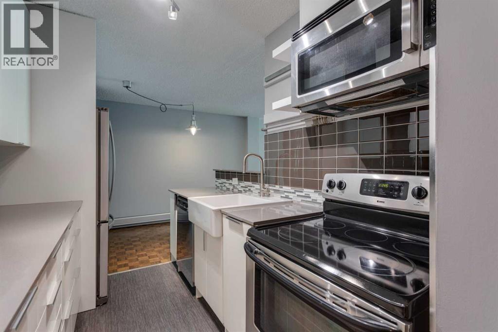 Single Family House for Sale in    Avenue NW Hounsfield Heights/Briar Hill Calgary 