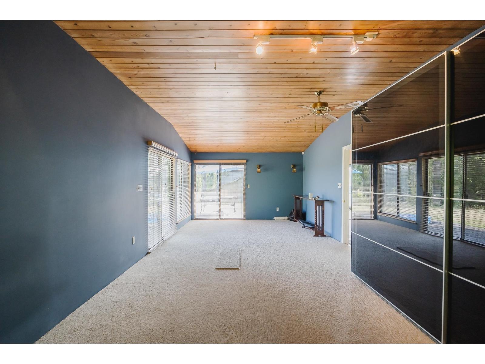 Photo 12 of 30211 Burgess Avenue, Abbotsford BC