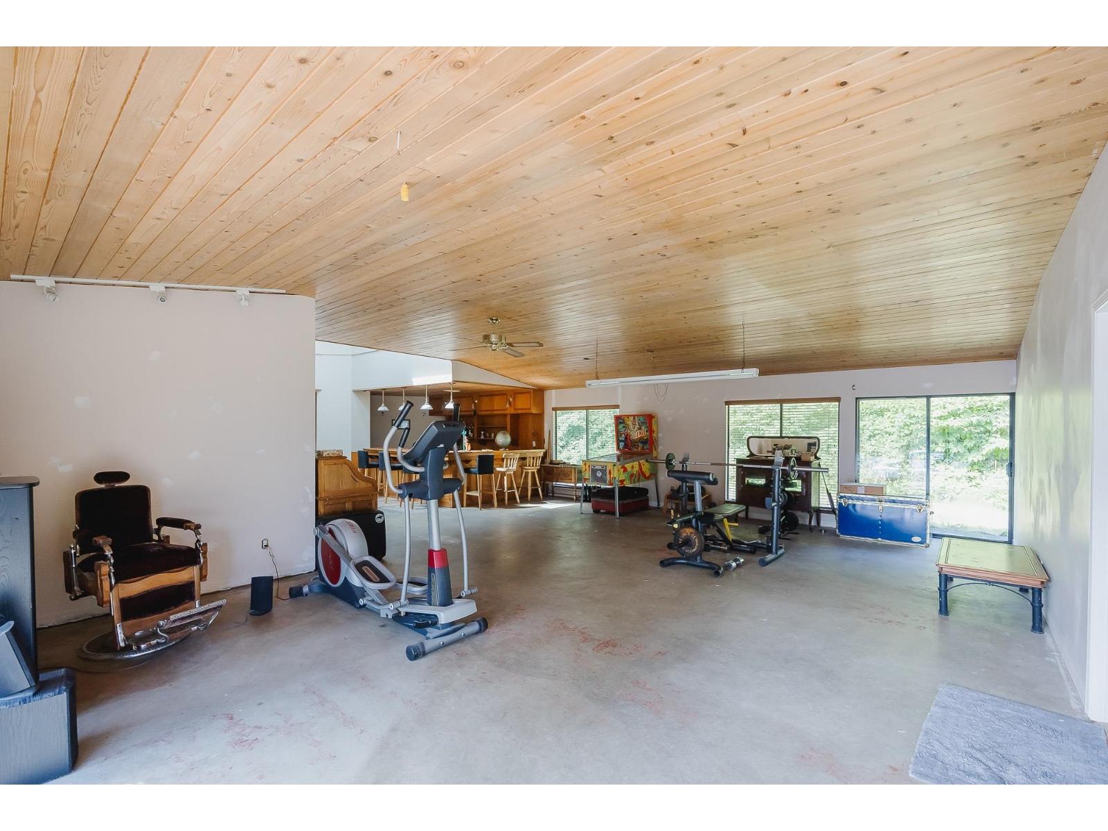 Photo 10 of 30211 Burgess Avenue, Abbotsford BC