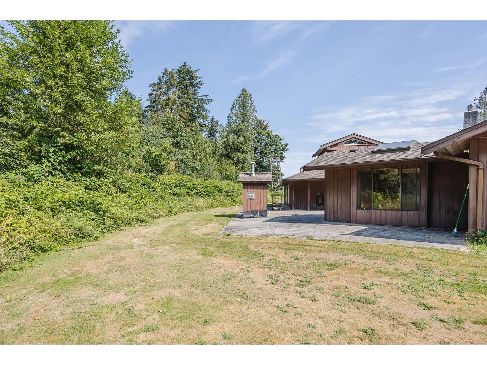 Photo 18 of 30211 Burgess Avenue, Abbotsford BC