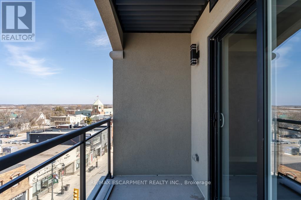 Photo 13 of 301 5002 King Street, Lincoln ON