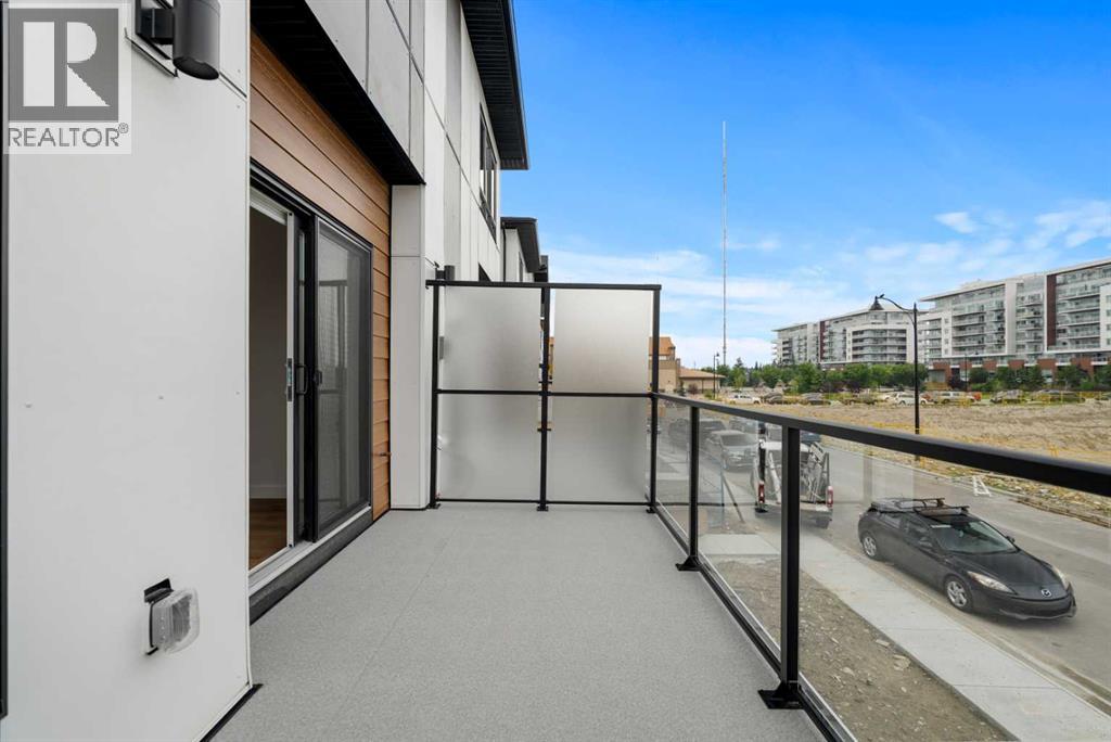 8313 8 Avenue SW, Calgary, Alberta