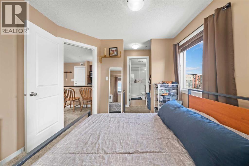 Photo 19 of 3309 403 Mackenzie Way Sw, Airdrie AB