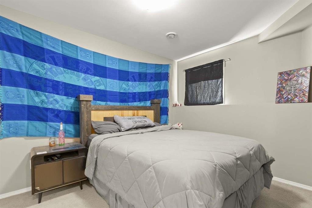Photo 9 of 9 Kootenay Way, Steinbach MB