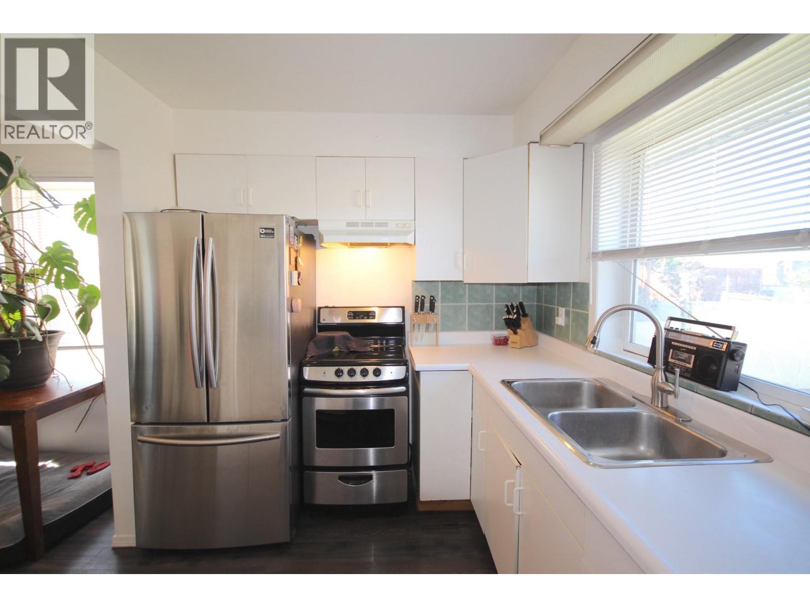 1322 106 Avenue, Dawson Creek
