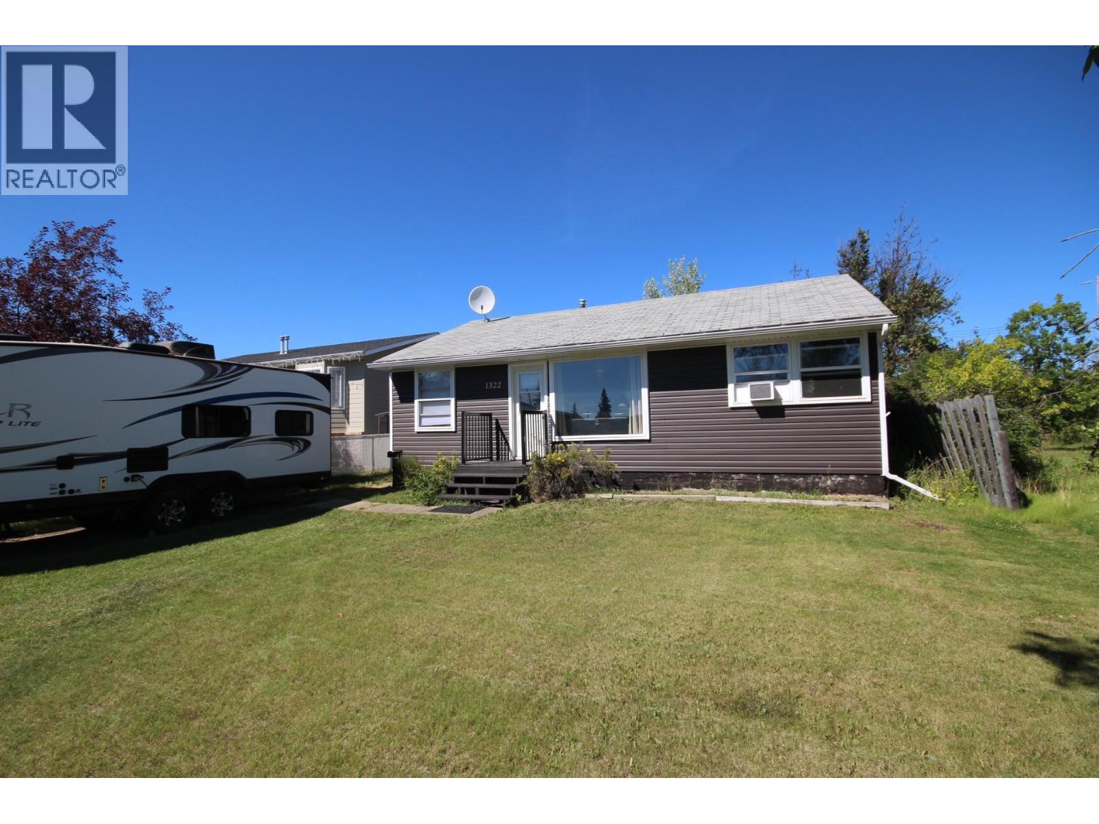 1322 106 Avenue, Dawson Creek