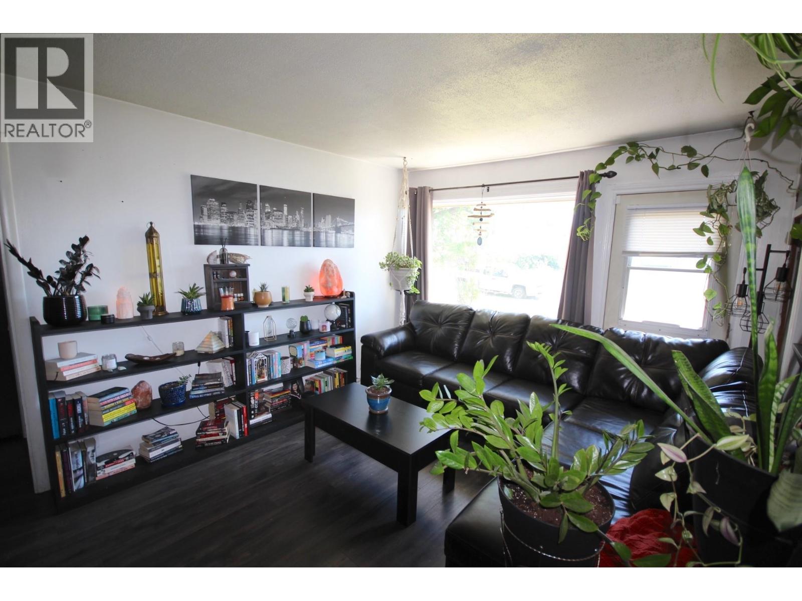 1322 106 Avenue, Dawson Creek