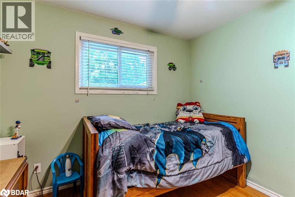 Photo 6 of 423 Mary St, Orillia ON