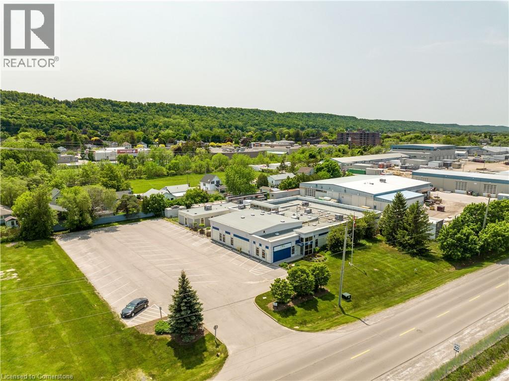 Photo 2 of 115 South Service Road, Grimsby ON