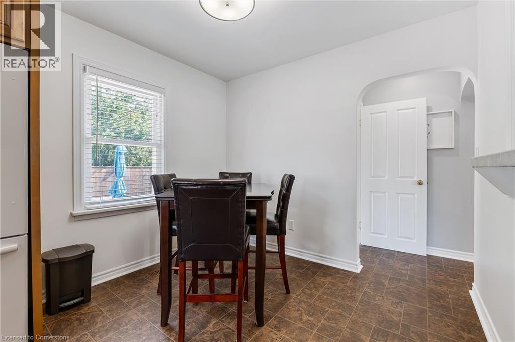 Photo 11 of 436 Bunting Road, St Catharines ON