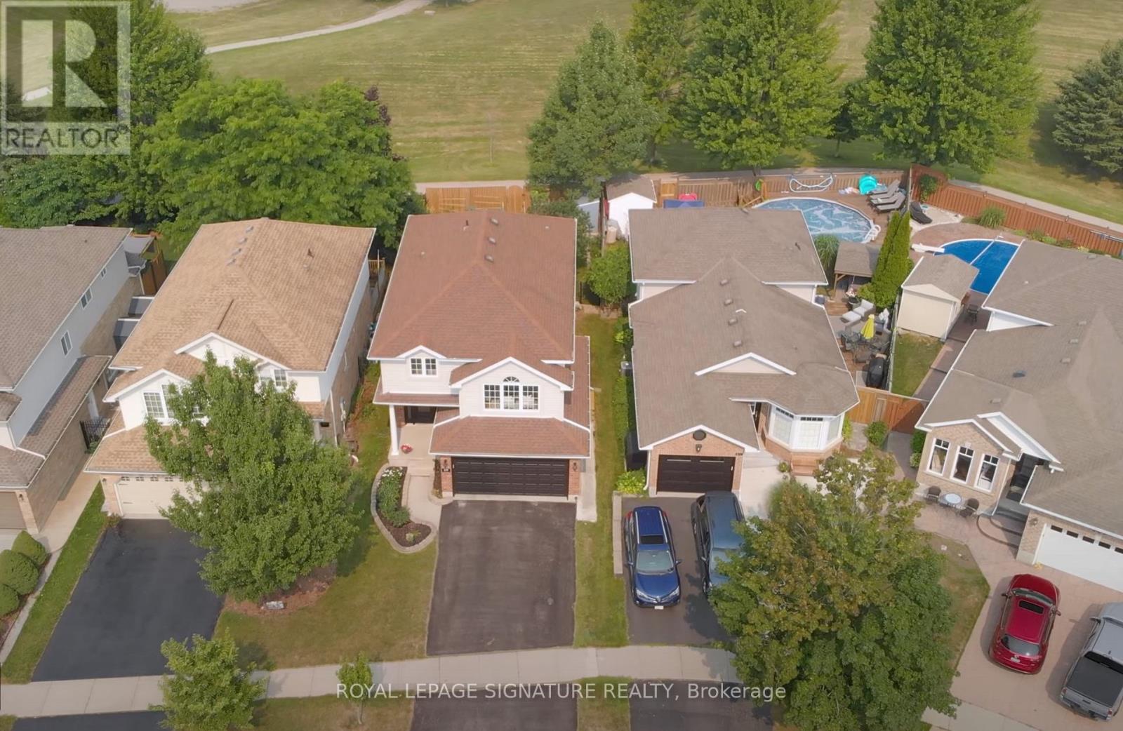 Photo 48 of 579 Windjammer Way, Waterloo ON