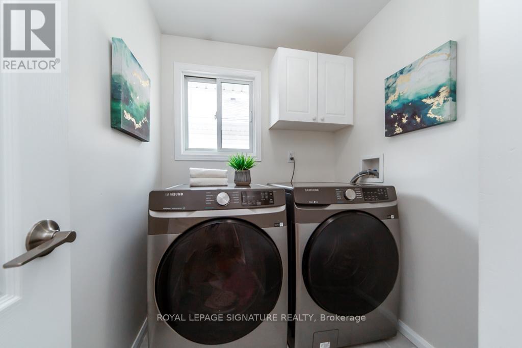 Photo 31 of 579 Windjammer Way, Waterloo ON