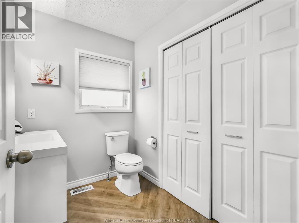 Photo 2 of 159 East Puce Road, Lakeshore ON