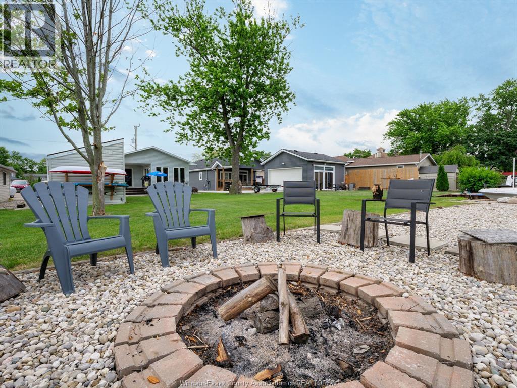 Photo 19 of 159 East Puce Road, Lakeshore ON