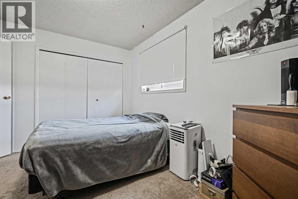 34, 64 Whitnel Court NE, Calgary, Alberta
